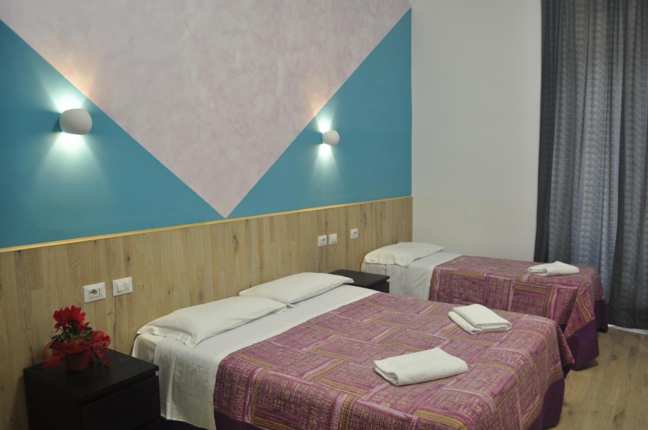 Angela Roma Guest House Ngoại thất bức ảnh