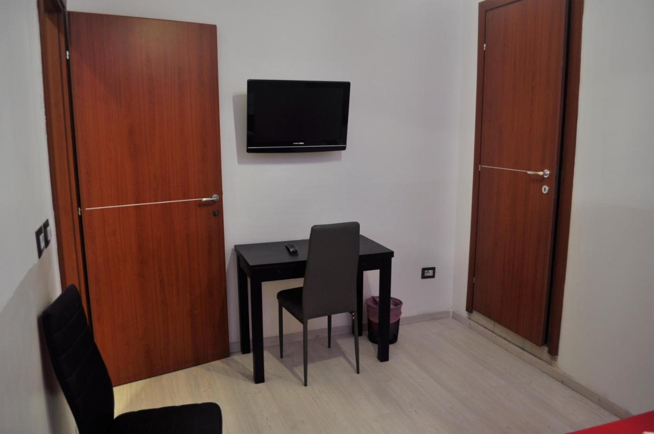 Angela Roma Guest House Ngoại thất bức ảnh