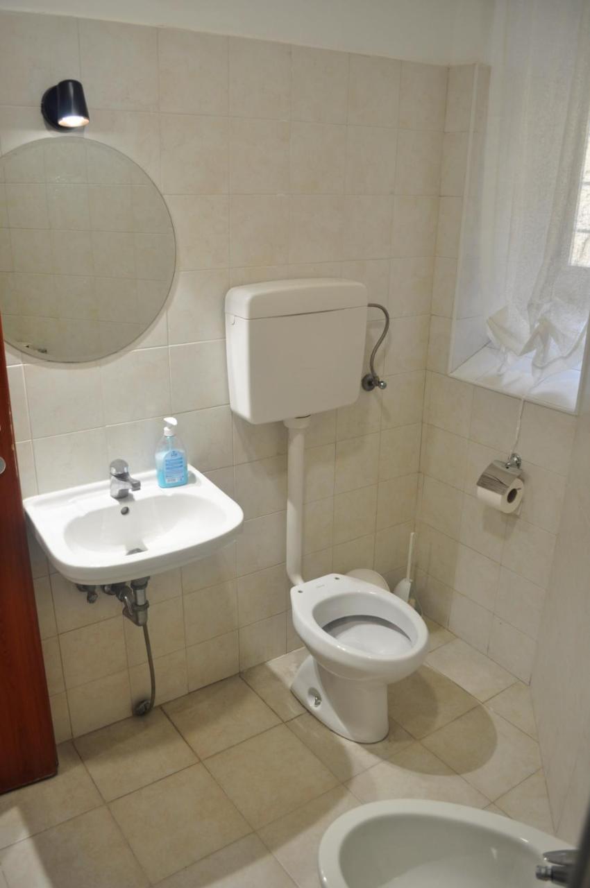Angela Roma Guest House Ngoại thất bức ảnh